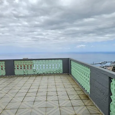 Semesterbostad Infinity View House By Rentallido