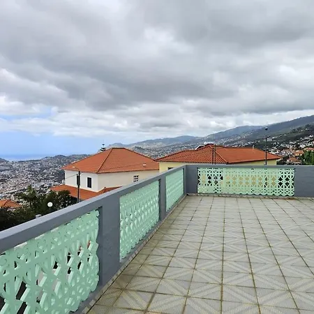 Infinity View House By Rentallido * Funchal (Madeira)