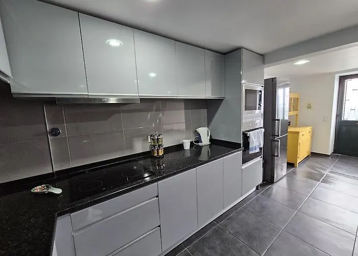 Infinity View House By Rentallido